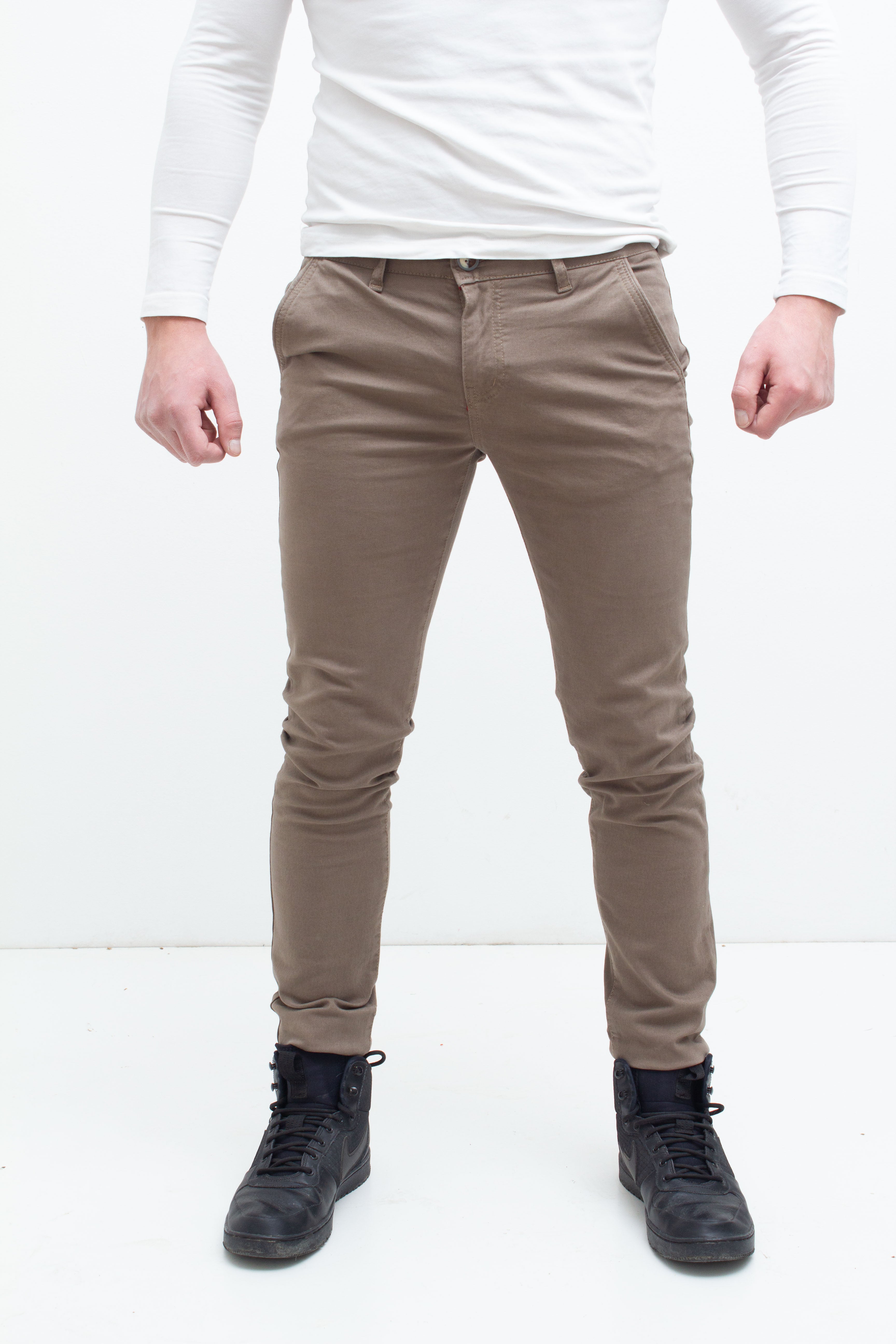 Munich Chino Man