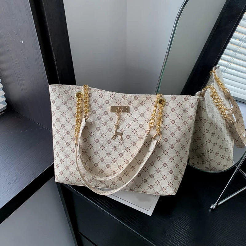 Modische Schultertasche