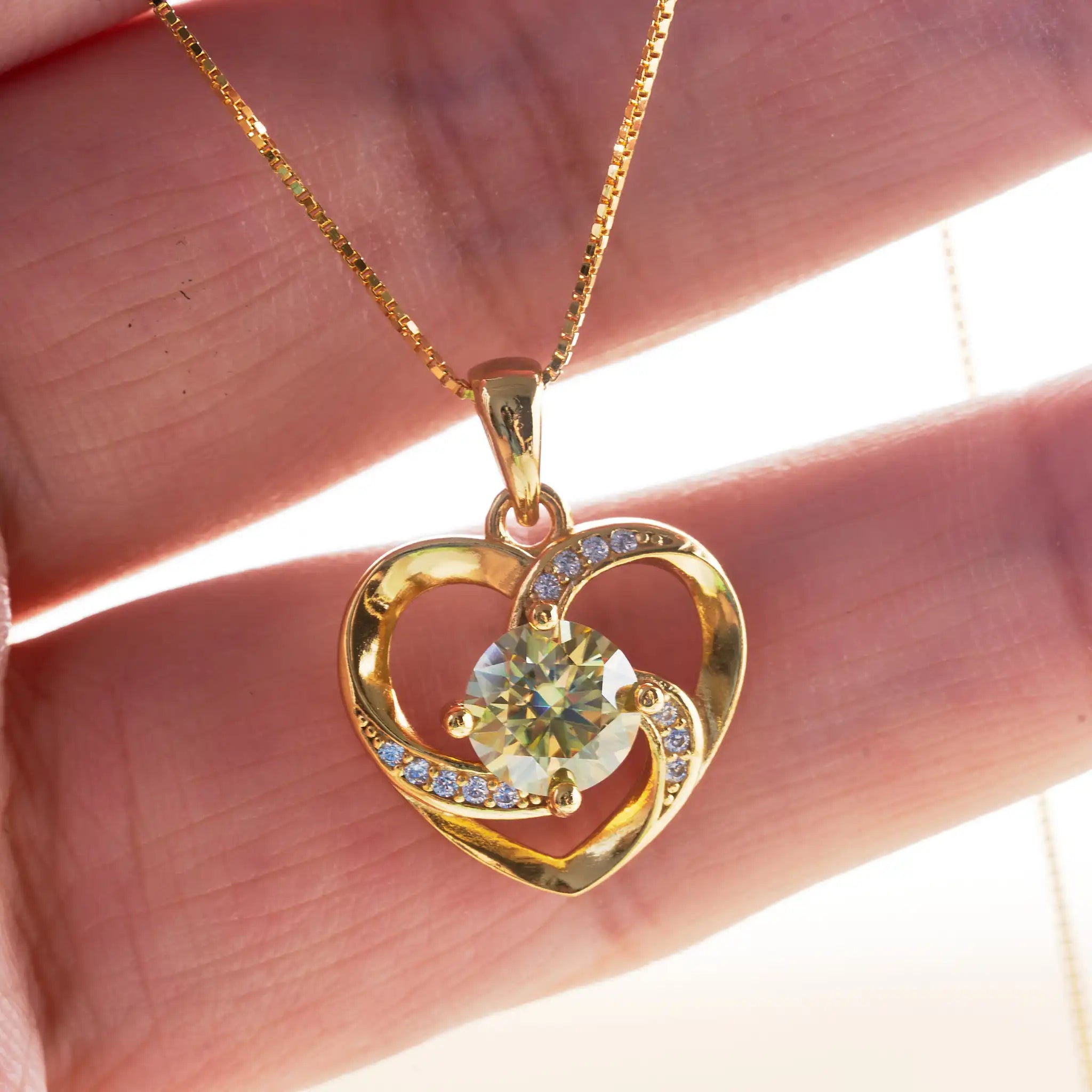 Luxus Schmuck – 1CT Moissanit Anhänger in Herzform